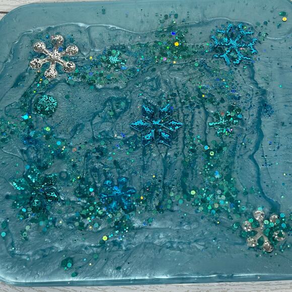 Blue Winter Resin Cheeseboard Charcuterie Board - Picture 3 of 6